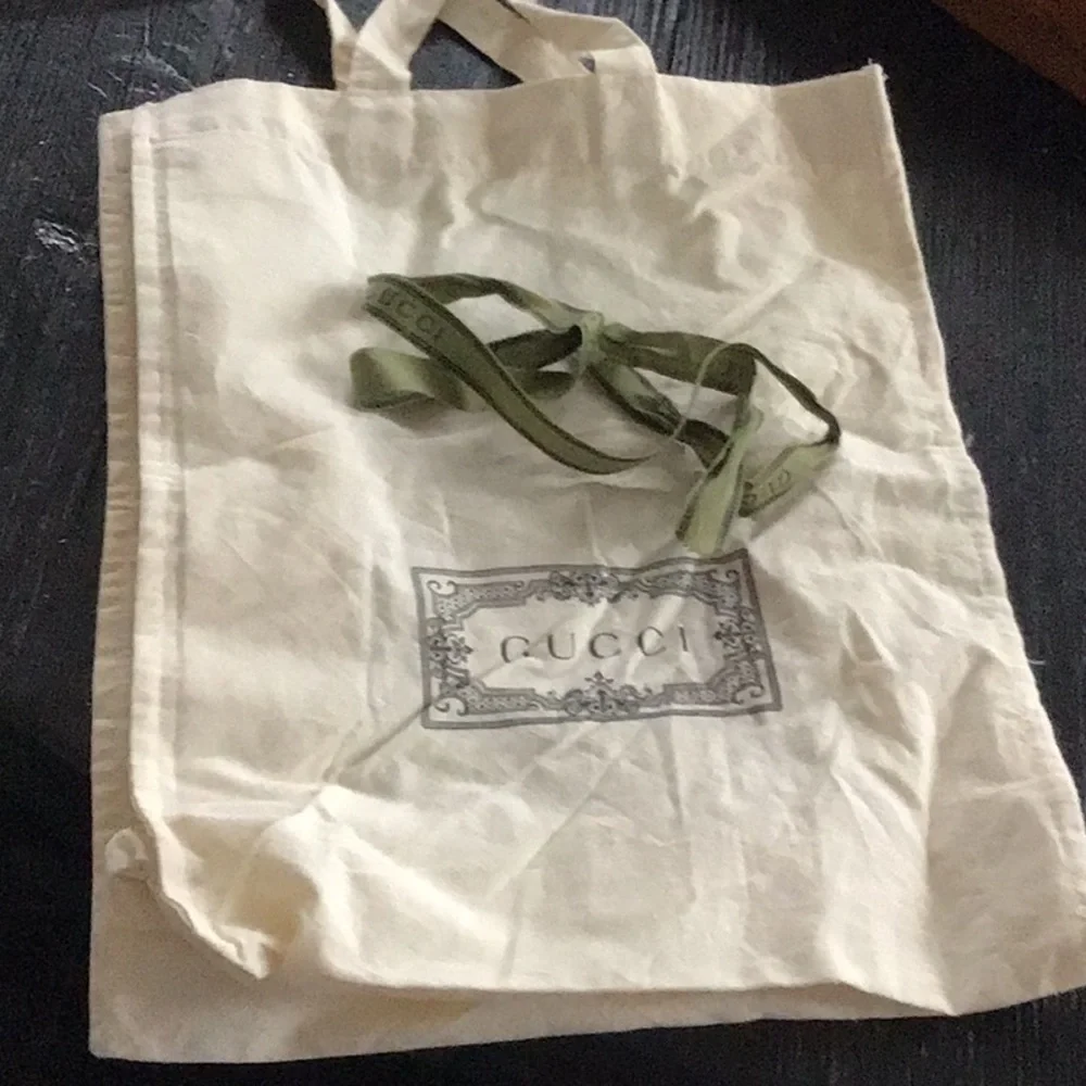 Gucci Cream Canvas Tote with Olive Green Ribbon Handles - Picture 1 of 3